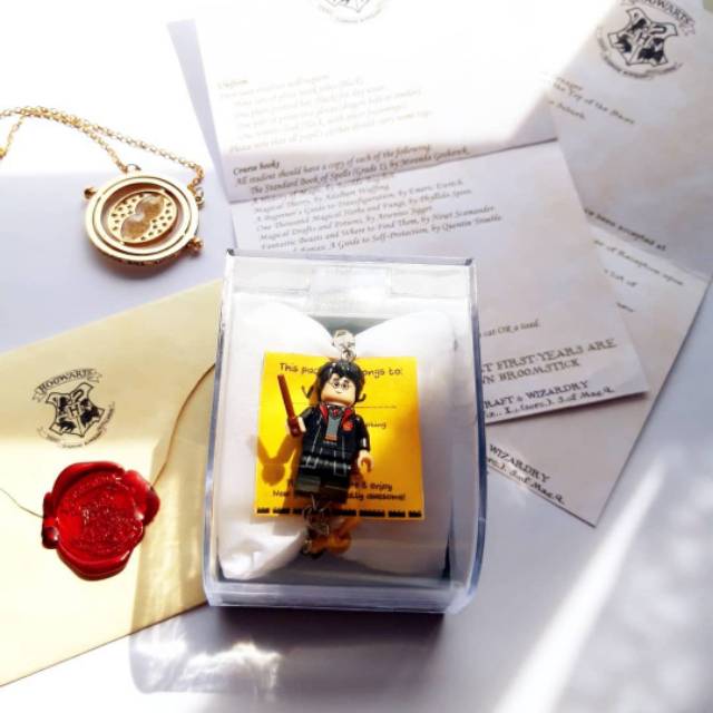 Gelang lego harry potter termasuk box