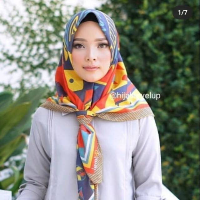 Preloved LevelUp scarves "Egypt"