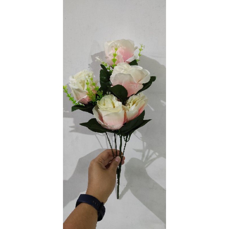 

Bunga mawar 6 k 4161