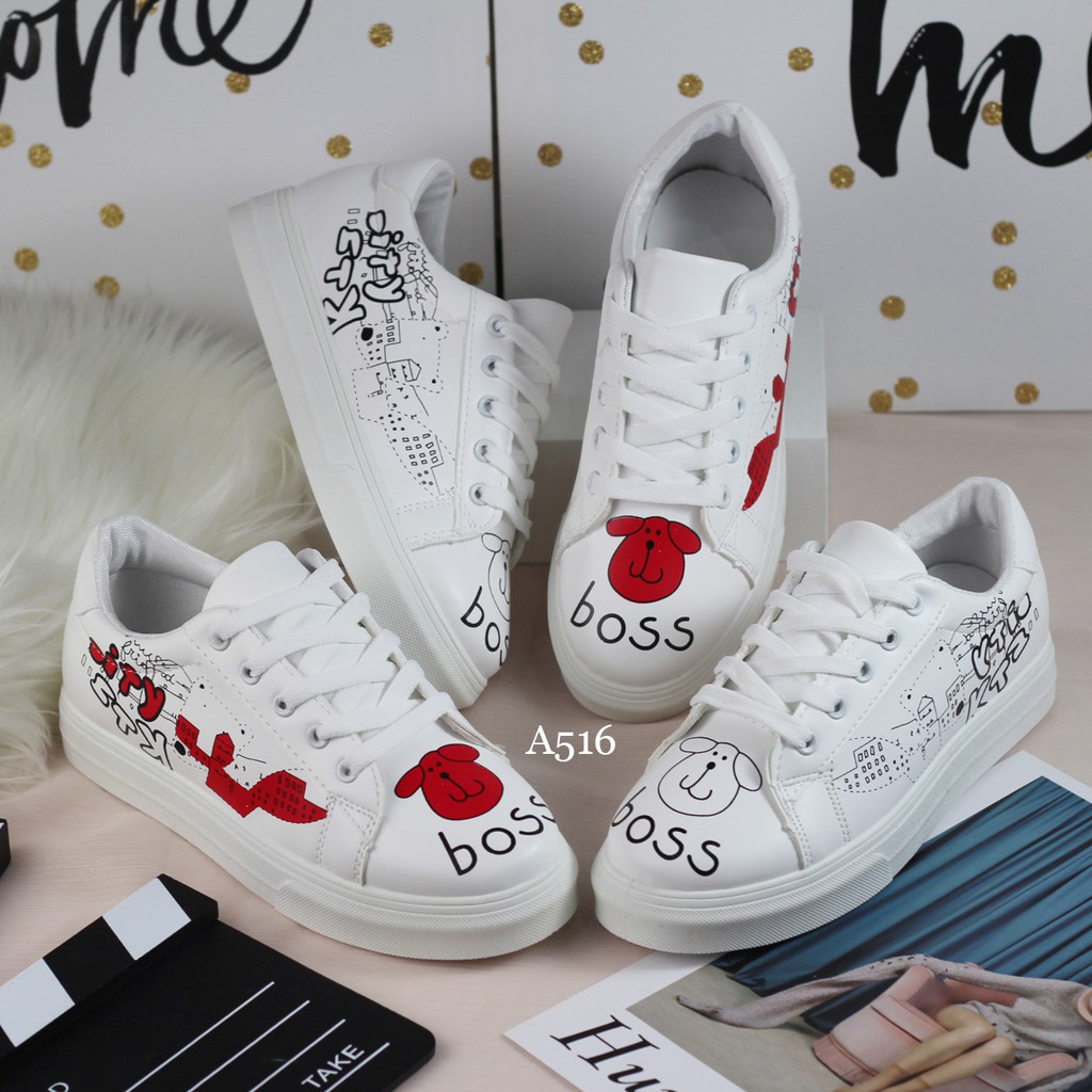 Sepatu Sneakers A516