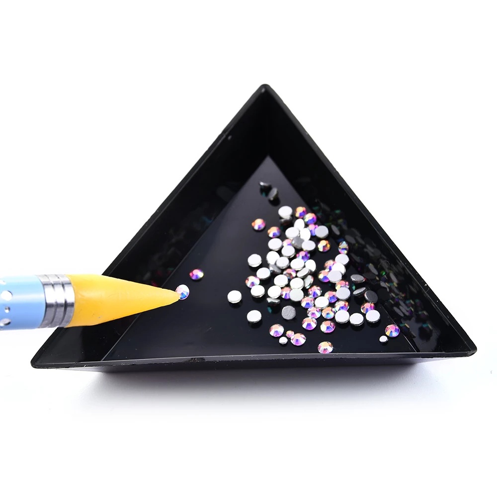 3 Pcs Plastic Triangular Tray Rhinestone Diamond Storage Box / Nail Jewelry Beads Organizer Container Jewelry Tray Holder DIY Tools