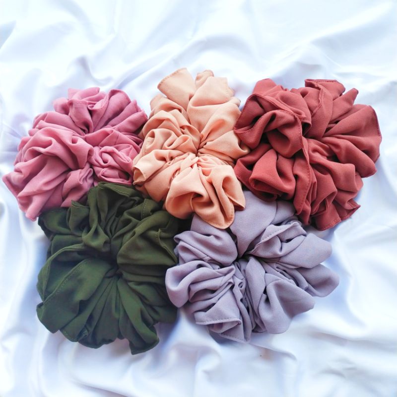 SCRUNCHIE JUMBO, CEMOL RAMBUT, IKAT RAMBUT Scrunchie hijab cepolan volume