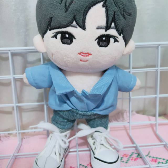 doll ha sungwoon