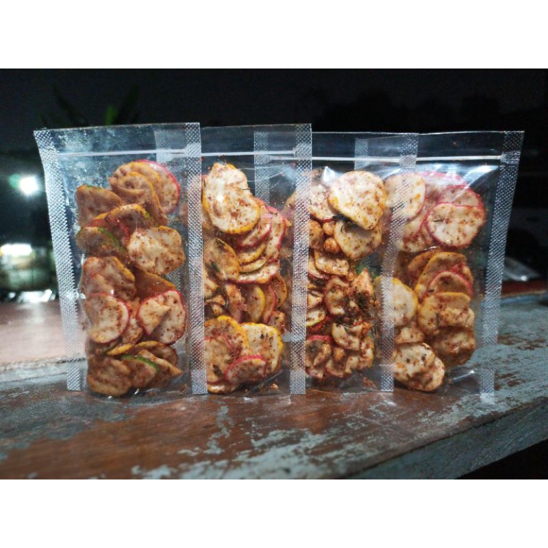 

KRUPUK SEBLAK DAUN JERUK PEDAS GURIH/ BERAT BERSIH 100gram