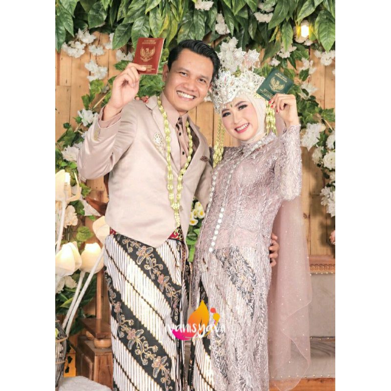 SEPASANG JARIK PENGANTIN INSTAN, Motif Lereng Kembang