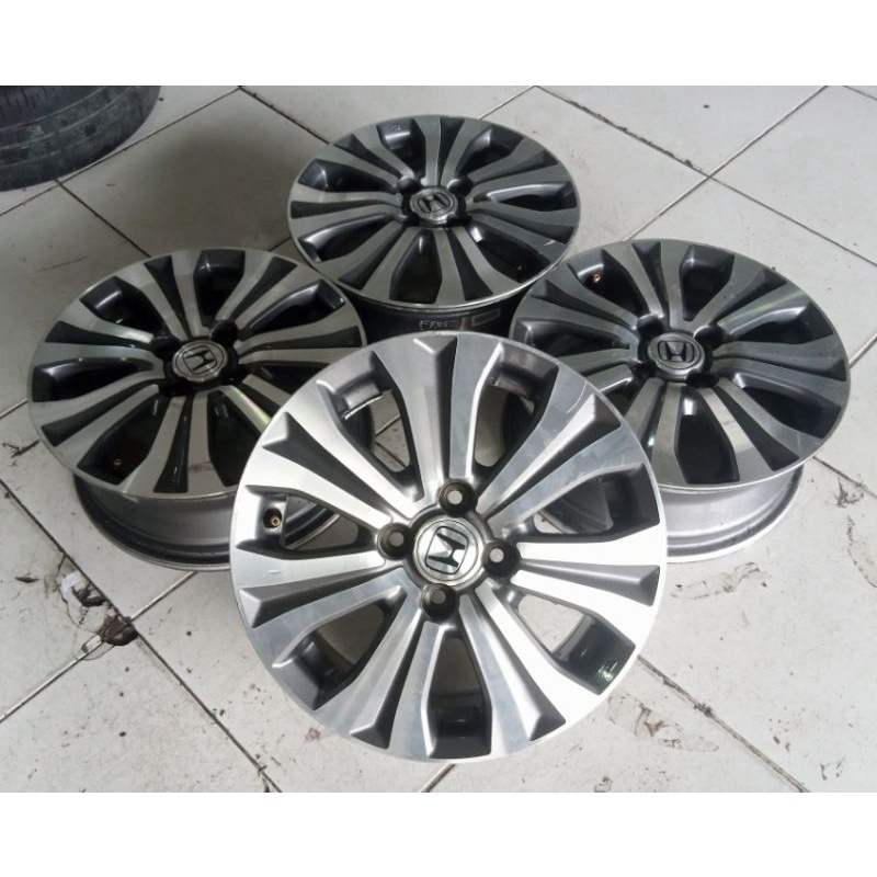 Velg Pelek Mobil Bekas Oem Honda Freed Ring 15x5,5 Pcd 4x100 et45 grey polis buat Brio Jazz Calya Et