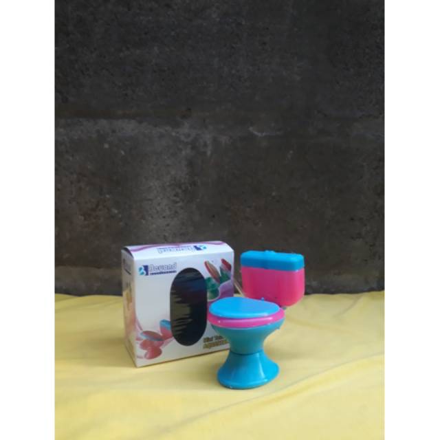 Hiasan aquarium mini toilet / aerator aquarium