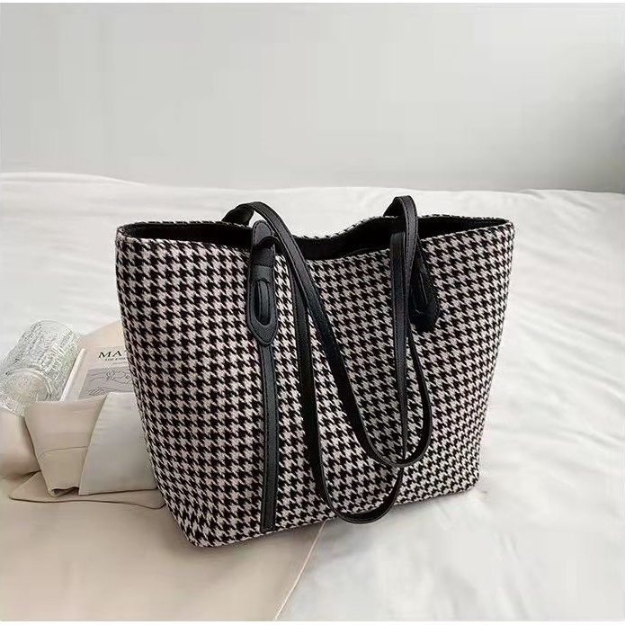 201664 Tas Tote Wanita Import Totebag Cewek Impor Shoulder Bag Cewe (1 KG MUAT 2) GT1917 LT2019 JTF01343 CR7732 EL5737 BQ3364