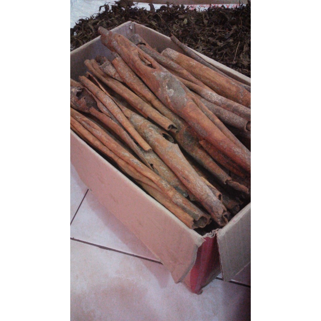 

1kg kayu manis / cinnamon kering