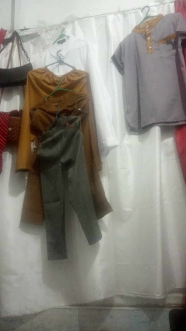 Toples Kue Kering Sekat 6 Bunga Permen Cemilan Candy Tray Rejeki Ct 168 Owl Plastik Ct168