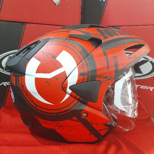 HELM NHK PREDATOR MOTIF BLACK DOFF RED