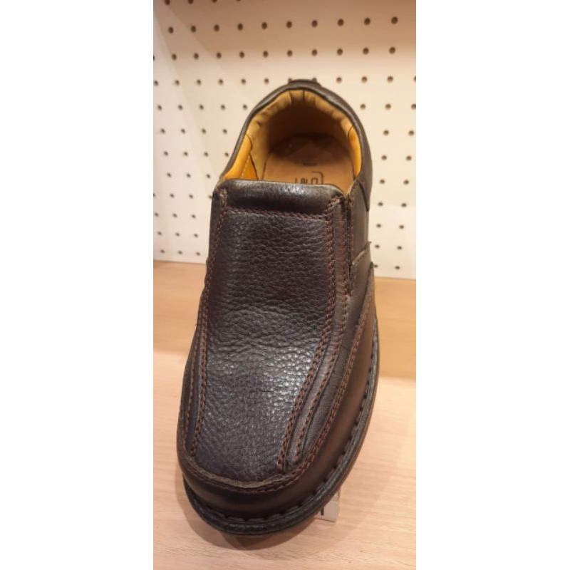 Sepatu Camel Active Original Casual Royal warna burgundy