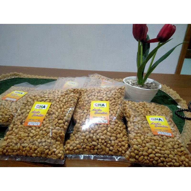 

kedelai goreng berat 370 gr