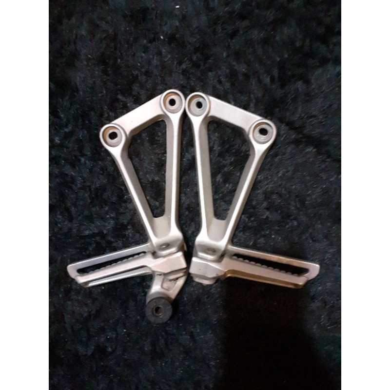 Footstep /poster motor pijakan injakan kaki belakang cb cbr K45