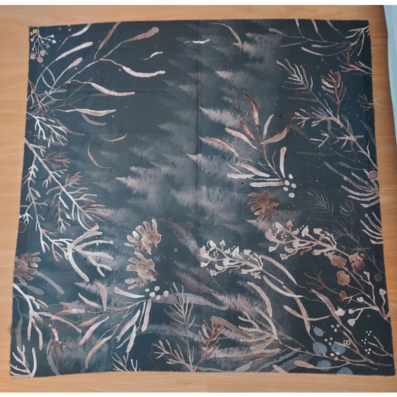 Preloved Buttonscarves Twilight Black