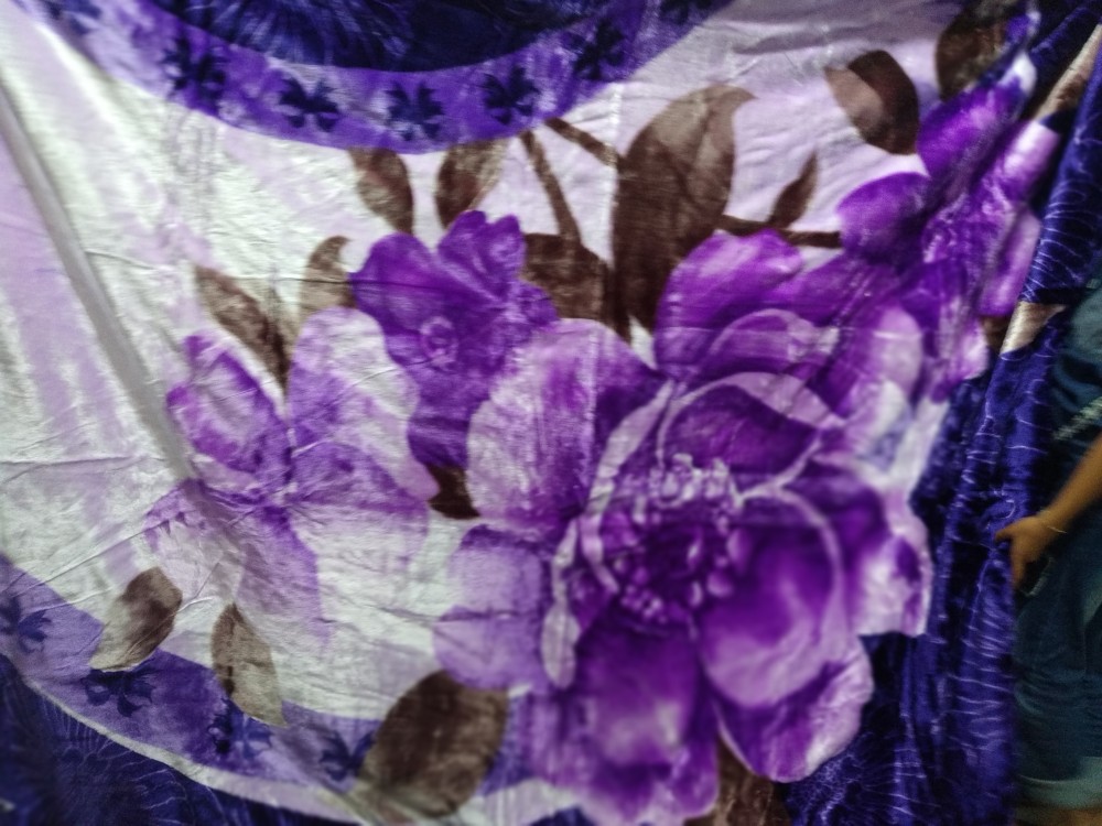 Selimut Premium Merk Everest = 2 Ply  - Saint Michael Ukuran 210 X 240 Cm Tebal & Berat  3,44 Kg