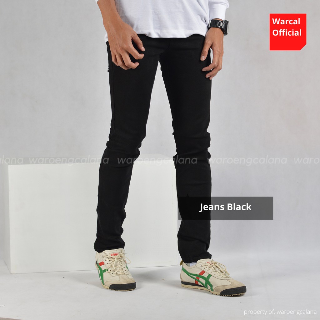 In One Celana Jeans Panjang Black