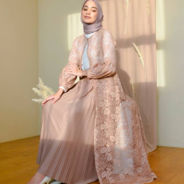 Khayra Outer Simplyveewee