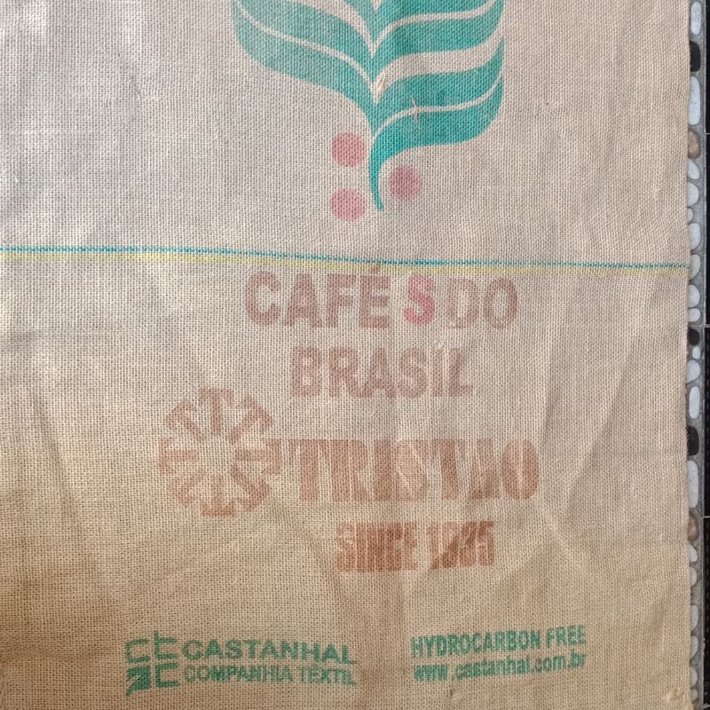 Karung Goni Bekas kopi  ( bisa buat balap karung )