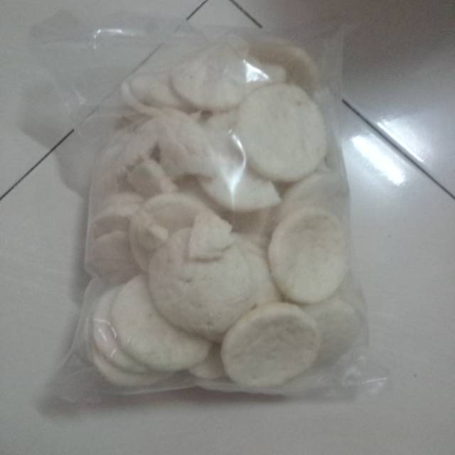 

Krupuk kemplang masagus