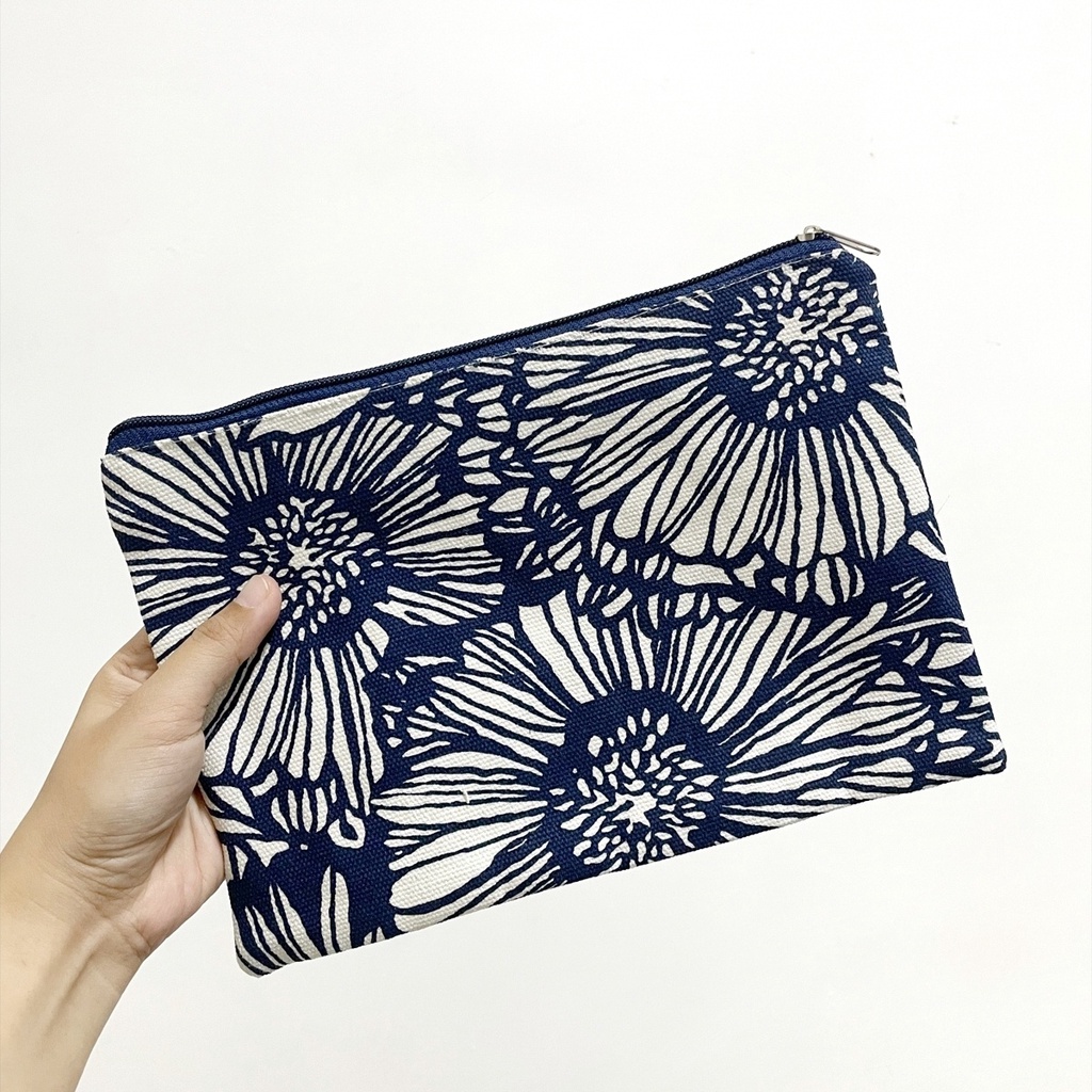 Dompet kanvas size 25x17