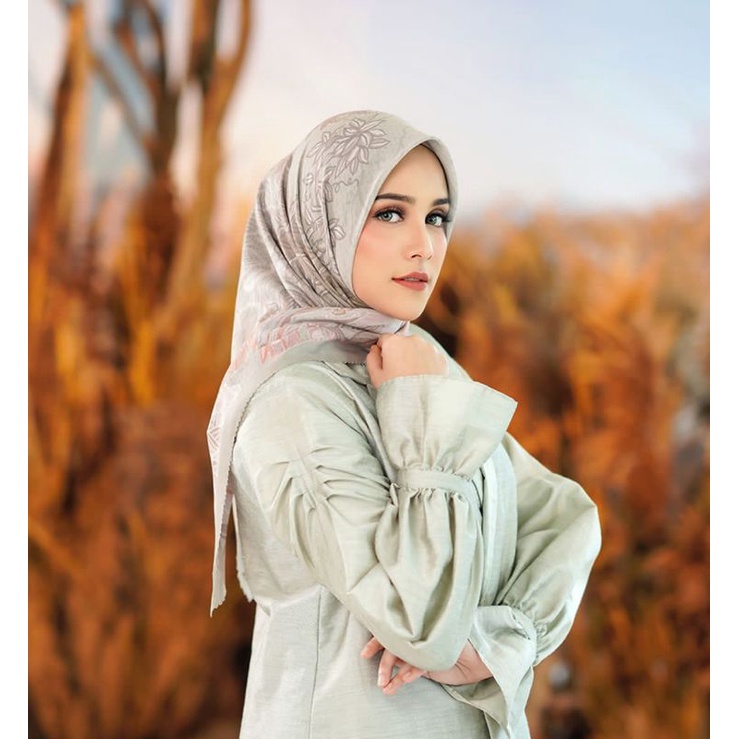 ORIGINAL SCARF NUSANTARA SERIES BUTTONSCARVES VOAL REGULER CAVE