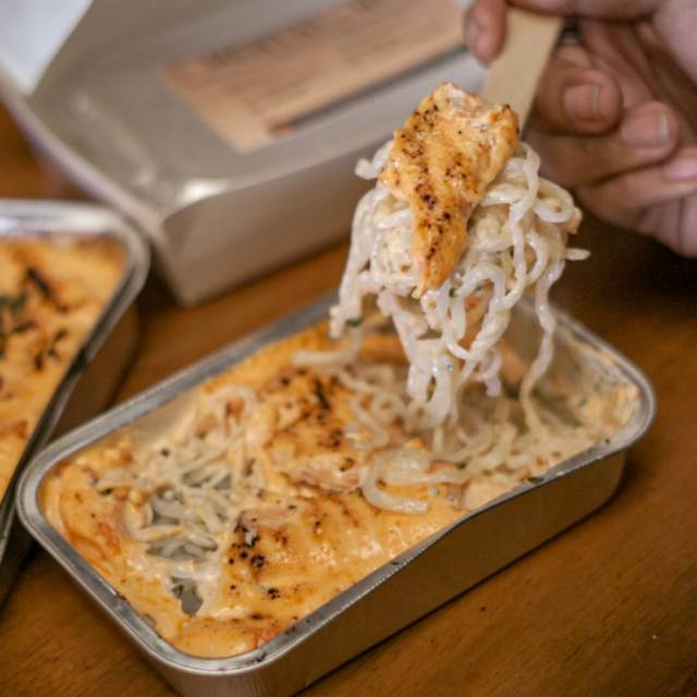

Salmon Shirataki Noodle