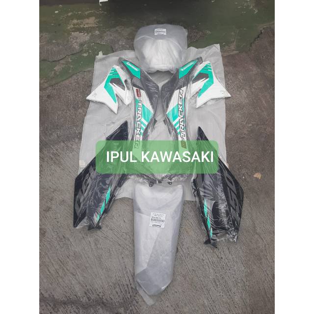 Full body dtreker bf body belakang klx dtracker bf ori sayap shroud tangki dtreker bf ori