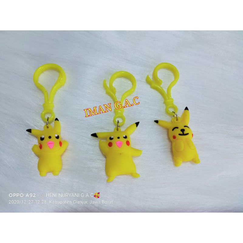 Gantungan kunci pikachu pikacu/souvenir gantungan kunci pikacu