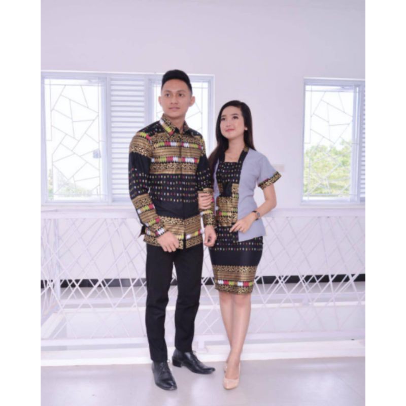 Kebaya dan Rok Span Batik Prada