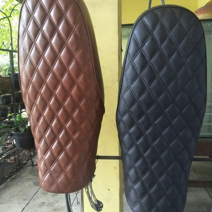 JOK CUSTOM MOTIF WAJIK KAWASAKI W175 - HITAM
