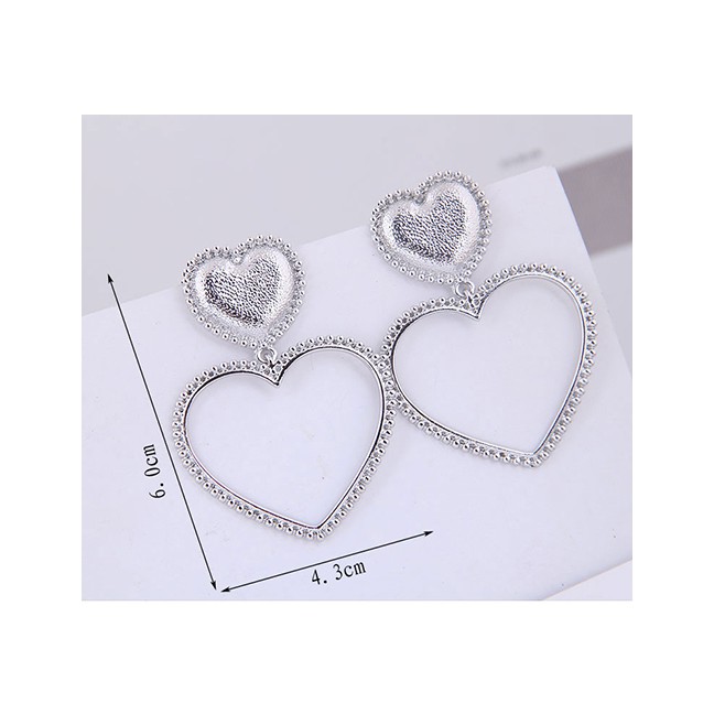 LRC Anting Tusuk Fashion Metal Heart Earrings A60002