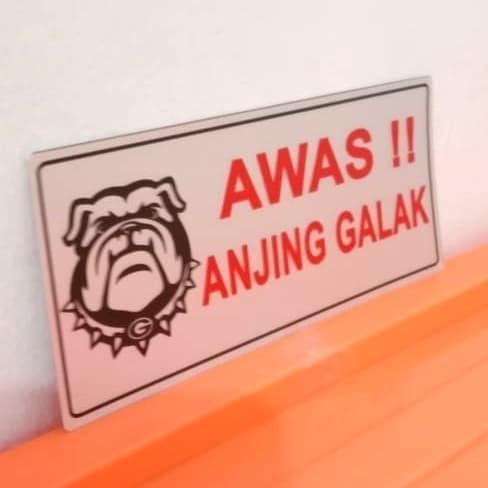 

label awas anjing galak uk 7X18CM