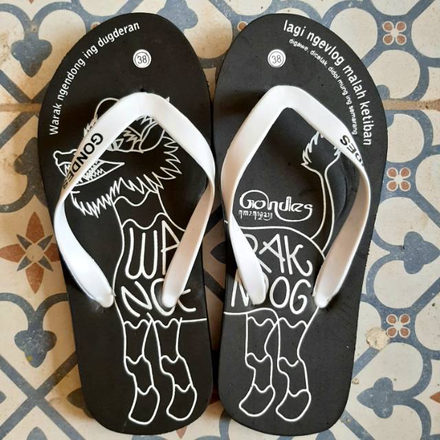 Sandal Warak Ngendog Hitam
