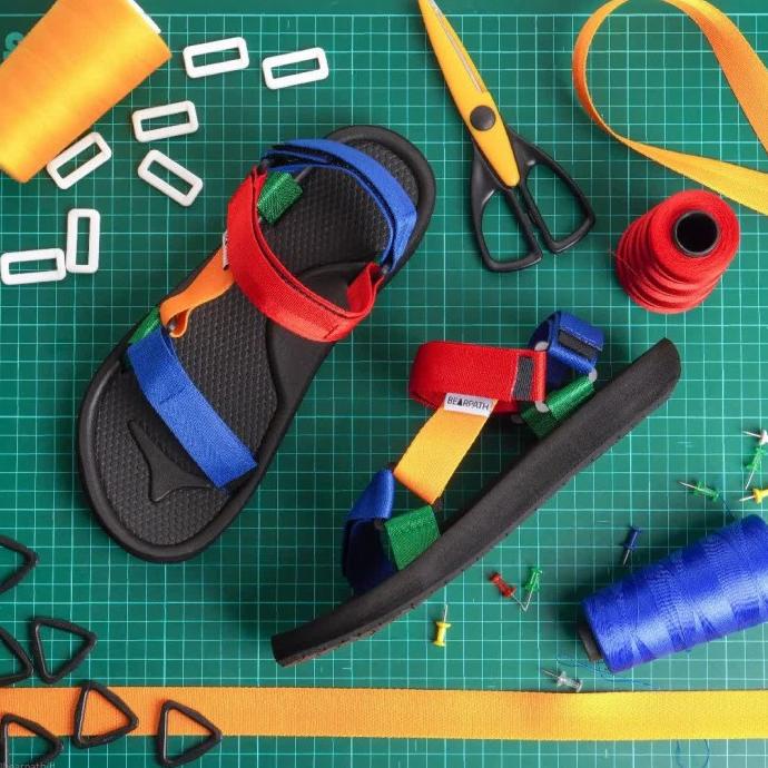 SANDAL GUNUNG PRIA WANITA BEARPATH KARIMATA