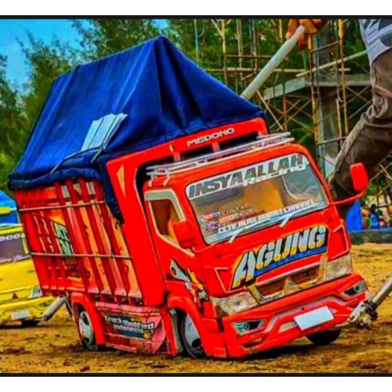 truk oleng jumbo lampu kelap kelip, truk oleng jumbo asli, truk oleng jumbo dari kayu, truk  jumbo, 