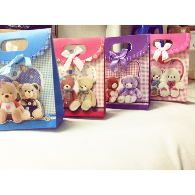 

Small Paper Bag kado dan Paper bag Souvenir