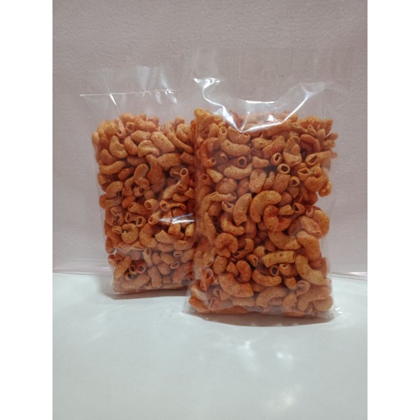 

makaroni geprek pedas daun jeruk
