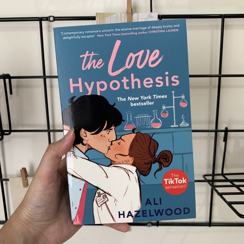 The Love Hypothesis by Ali Hazelwood