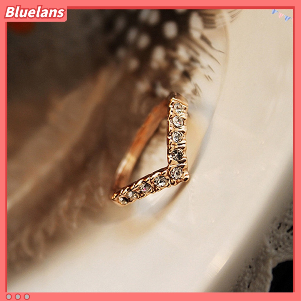 Bluelans Cincin Berlian Imitasi Bentuk V Gaya Elegan Untuk Wanita