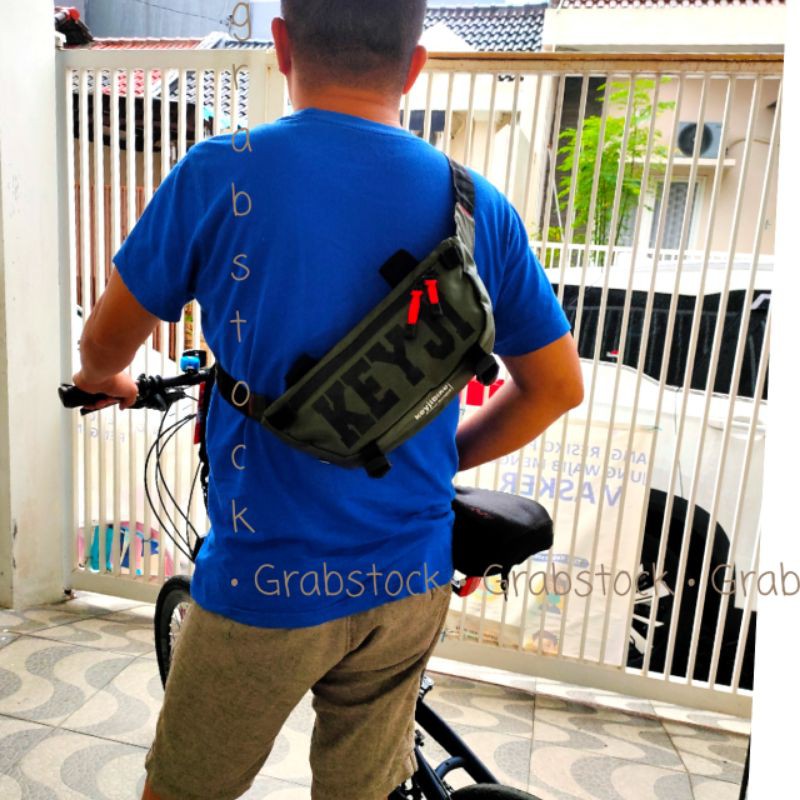 Waistbag Bike Anti Air Tas Pinggang Sepeda Bisa Selempang Ada Lobang Handsfree di Grabstock