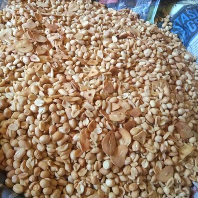 

kacang gawil asin//kacang asin bawang goreng 500gr & 1000gr 800gr