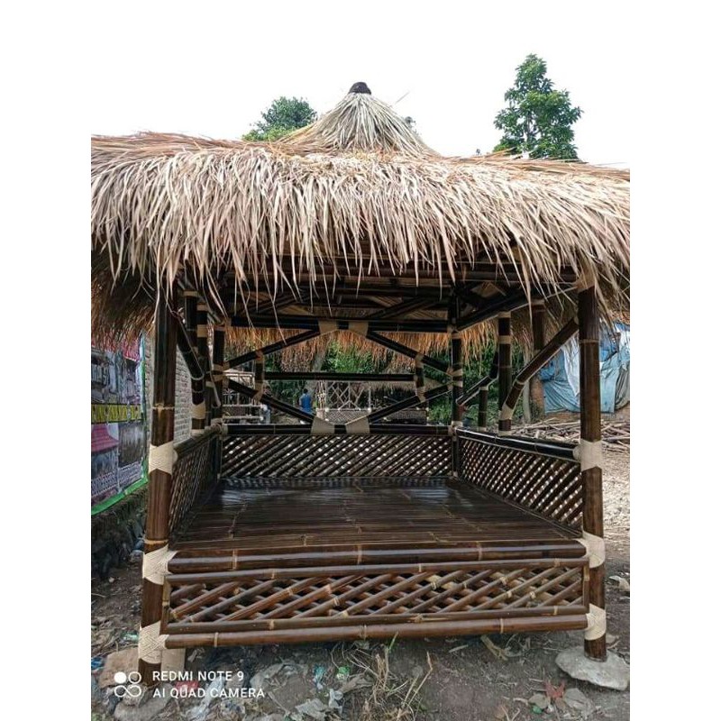 saung gazebo bambu hitam bahan pilihan