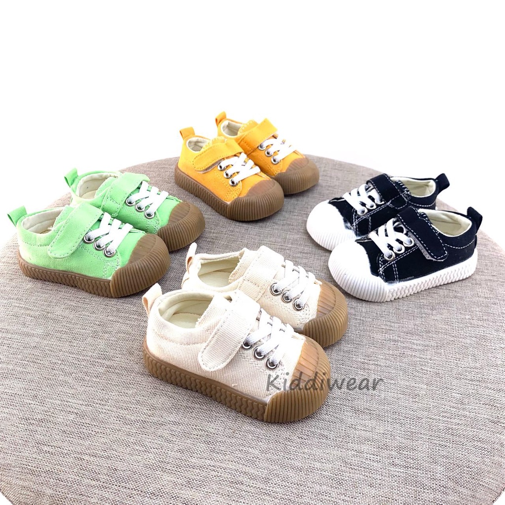 (Kiddiwear) Sepatu sneakers anak MBK63