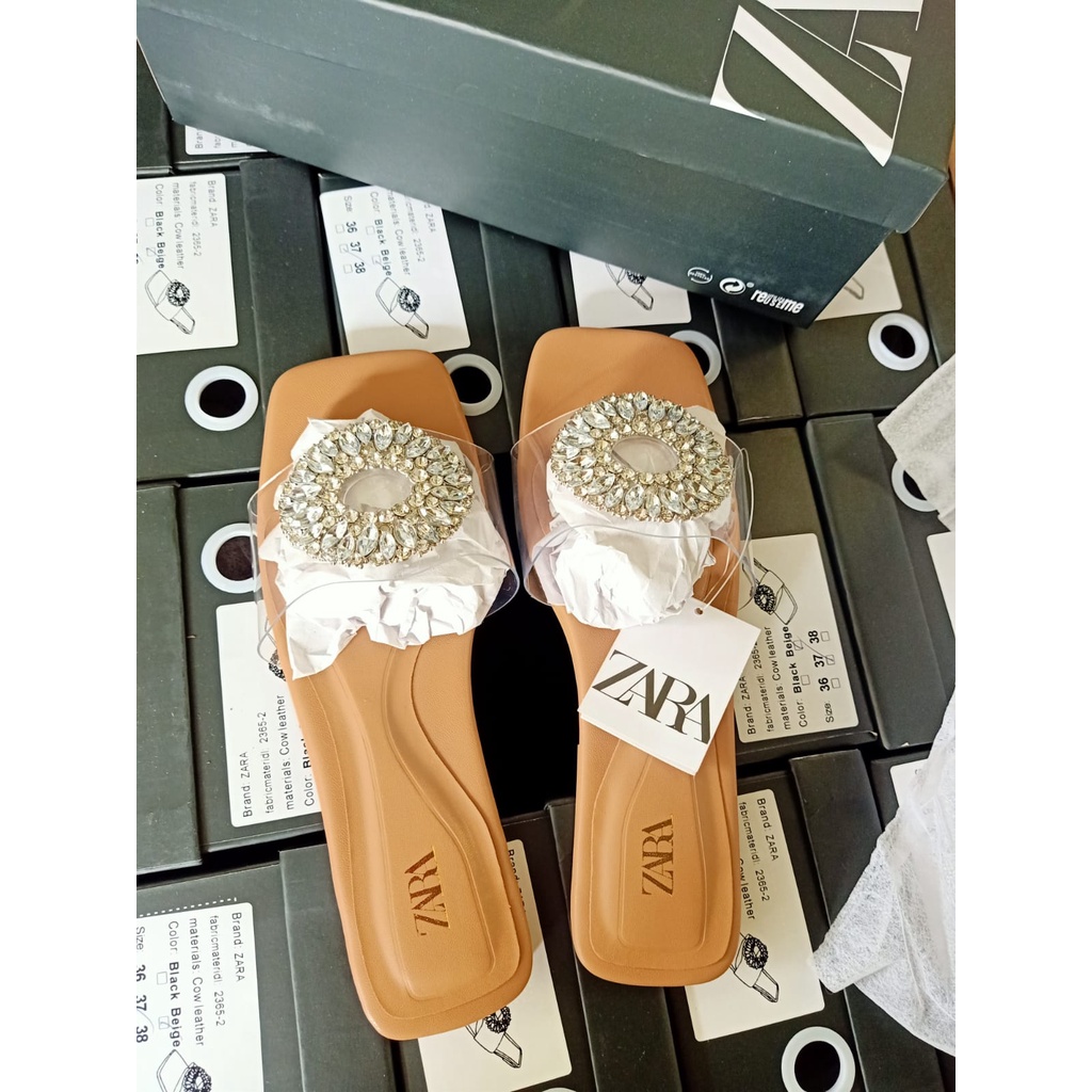 NEW!! SANDAL FLAT WANITA/SLOP WANITA KEKINIAN/SANDAL Z4R44 TERBARU #2365-2