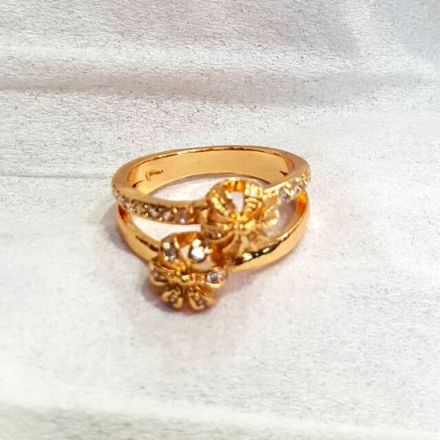 [tiara]cincin wanita / cincin bunga dobel / cincin lapis emas / cincin permata / replika emas