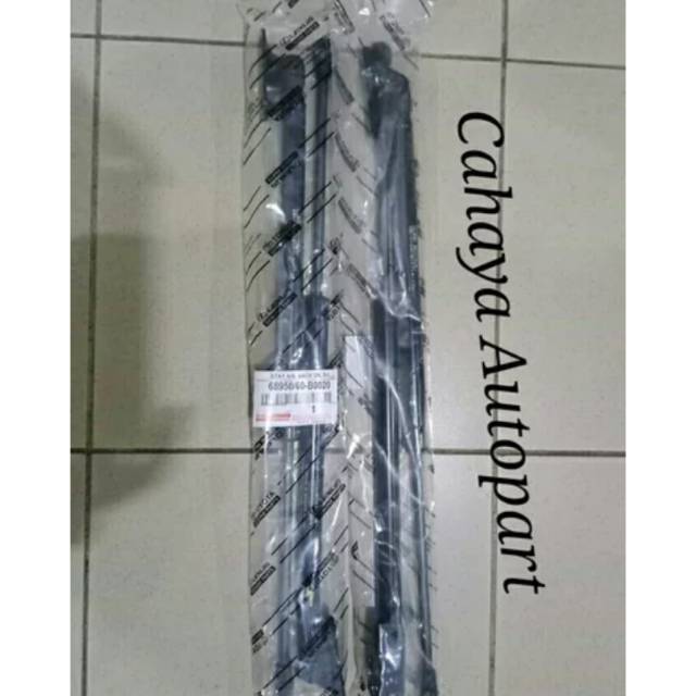 Shock bagasi toyota innova bensin 68950 atau 60-B0020 baru
