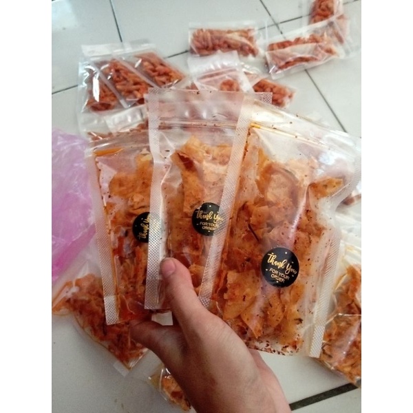 

kripik pedas daun jeruk