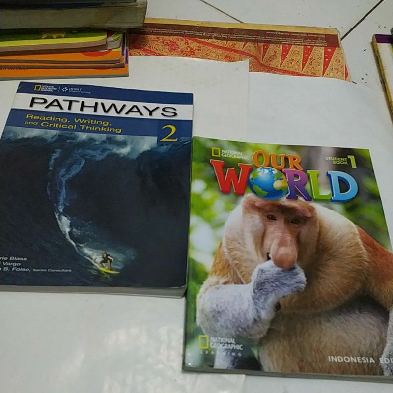 HARGA 1AN PATHWAYS2 READING WRITING AND CRITICAL THINKING/ OUR WORLD 1 STUDENT BOOK NATIONAL GEOGRAP