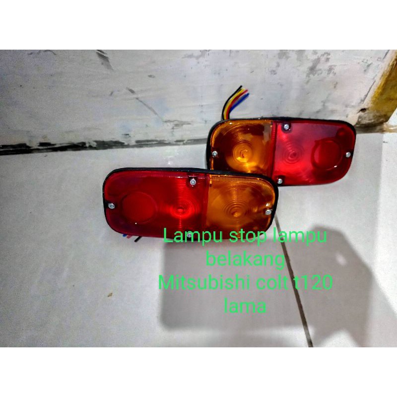 Lampu stop lampu belakang Mitsubishi COLT t120 Lama